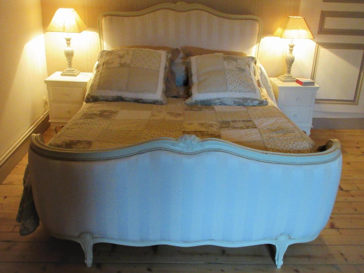 Le Manoir Sur La Roche, 74, Impasse Du Manoir, 71520 Navour Sur Grosne D121 Bed & Breakfast Clermain Exterior foto