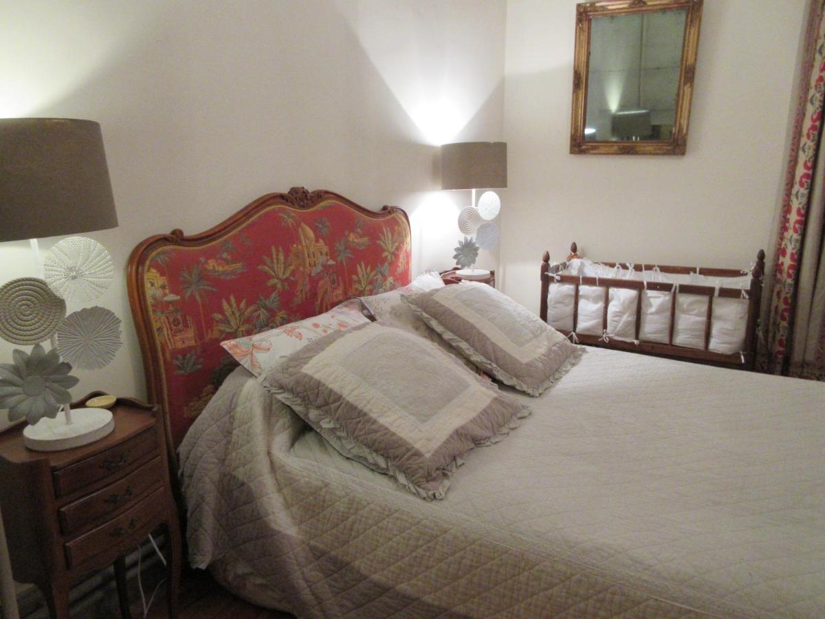 Le Manoir Sur La Roche, 74, Impasse Du Manoir, 71520 Navour Sur Grosne D121 Bed & Breakfast Clermain Exterior foto