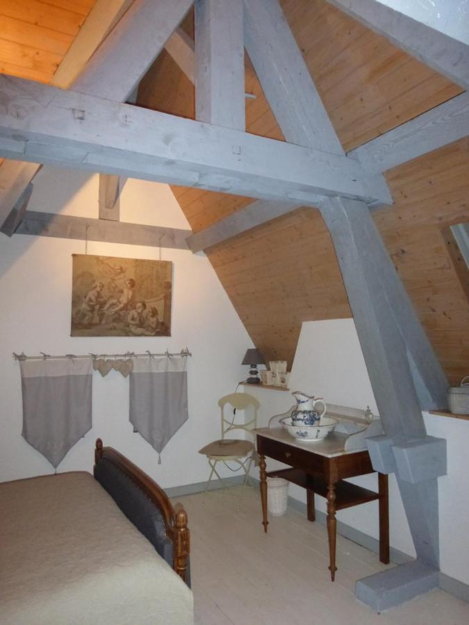 Le Manoir Sur La Roche, 74, Impasse Du Manoir, 71520 Navour Sur Grosne D121 Bed & Breakfast Clermain Exterior foto