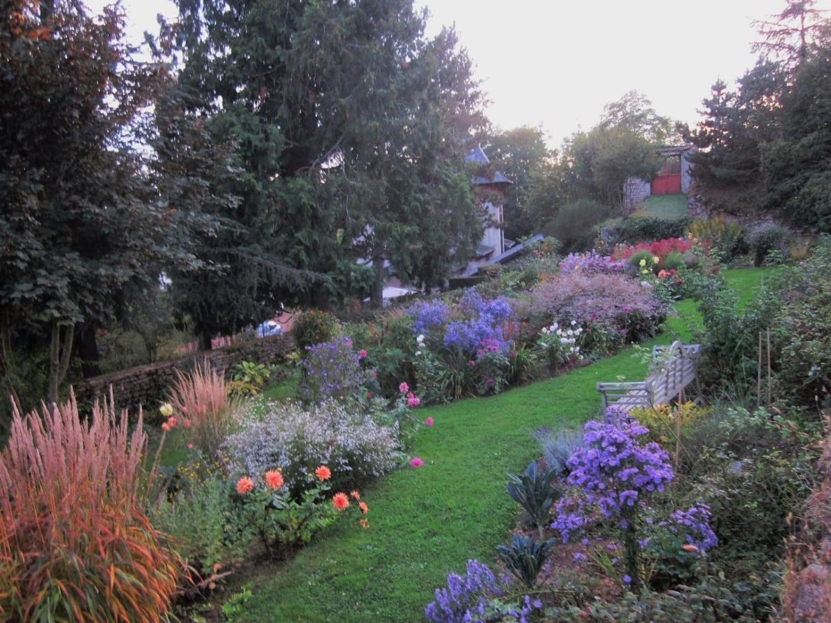 Le Manoir Sur La Roche, 74, Impasse Du Manoir, 71520 Navour Sur Grosne D121 Bed & Breakfast Clermain Exterior foto